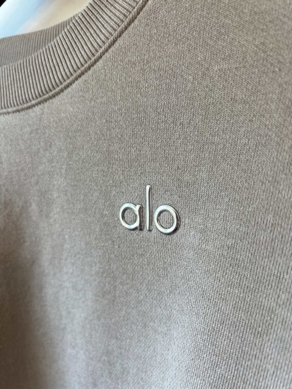 Alo Yoga Accolade Crew Neck Pullover Size XS - Picture 4 of 8